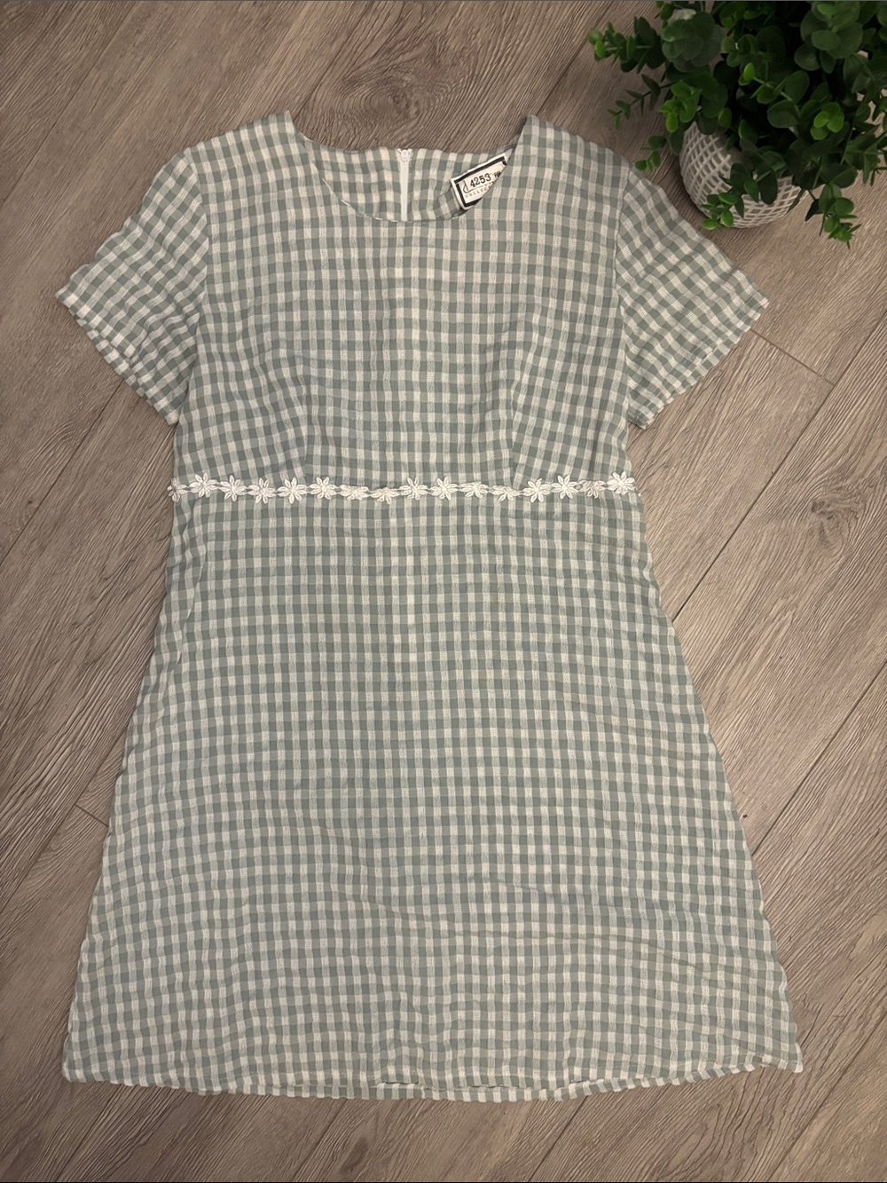 Vintage Green and White Gingham Mini Dress - Picture 3 of 10